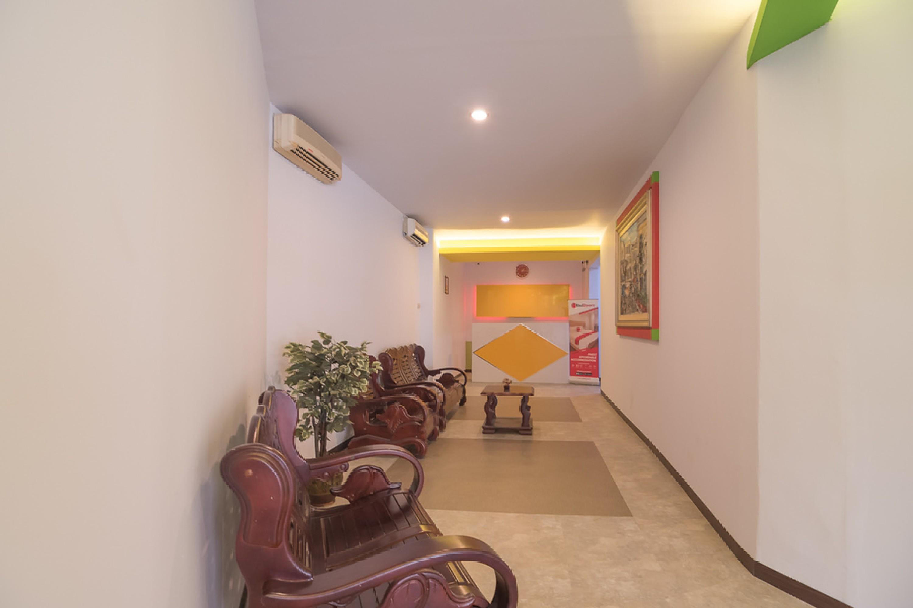 Reddoorz Near Itc Mangga Dua Hotel Jakarta Exterior photo