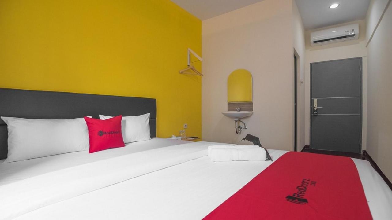 Reddoorz Near Itc Mangga Dua Hotel Jakarta Exterior photo