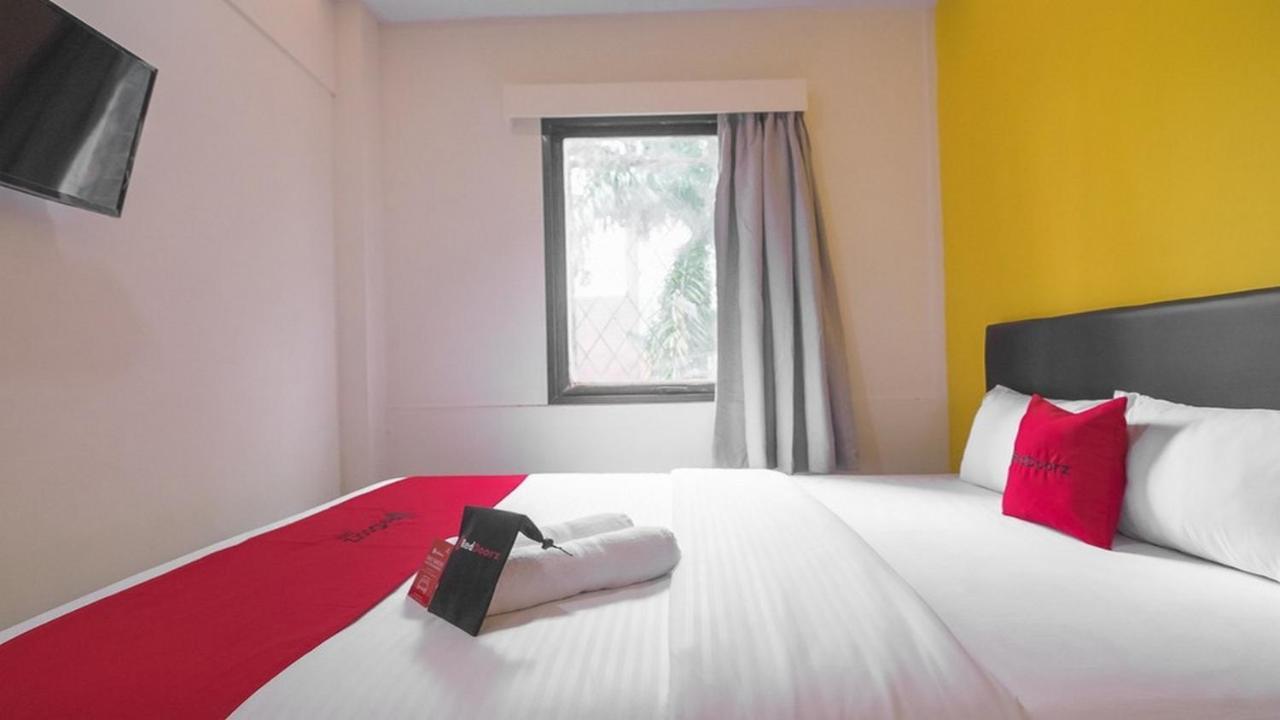 Reddoorz Near Itc Mangga Dua Hotel Jakarta Exterior photo